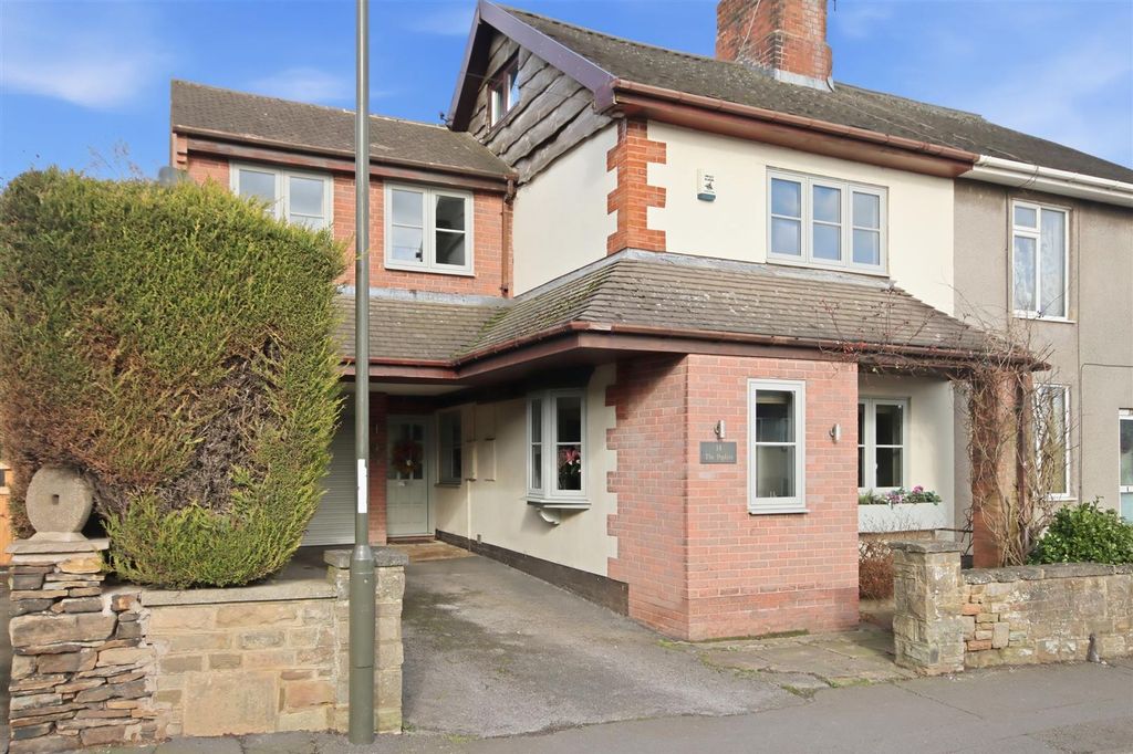 Property photo 1 of 29