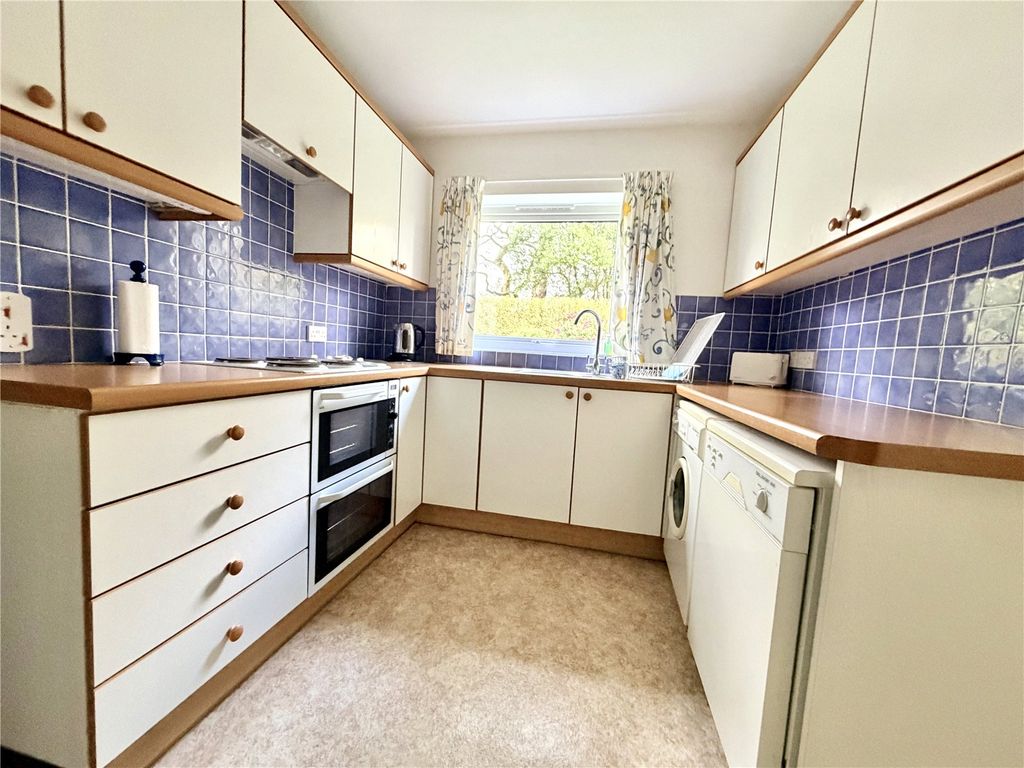 Property photo 2 of 11 Picture No. 08
