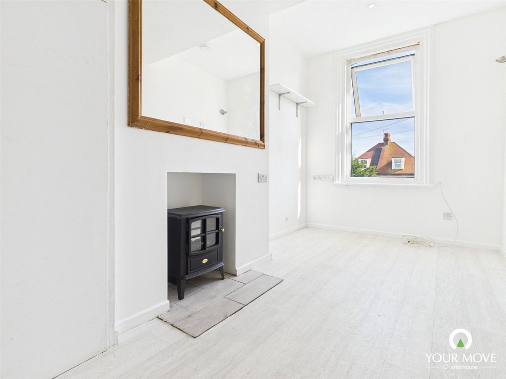 Property photo 3 of 7 Picture No. 09