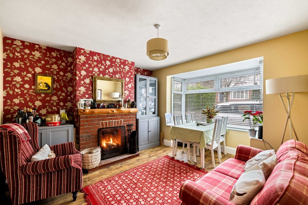 Property photo 2 of 14