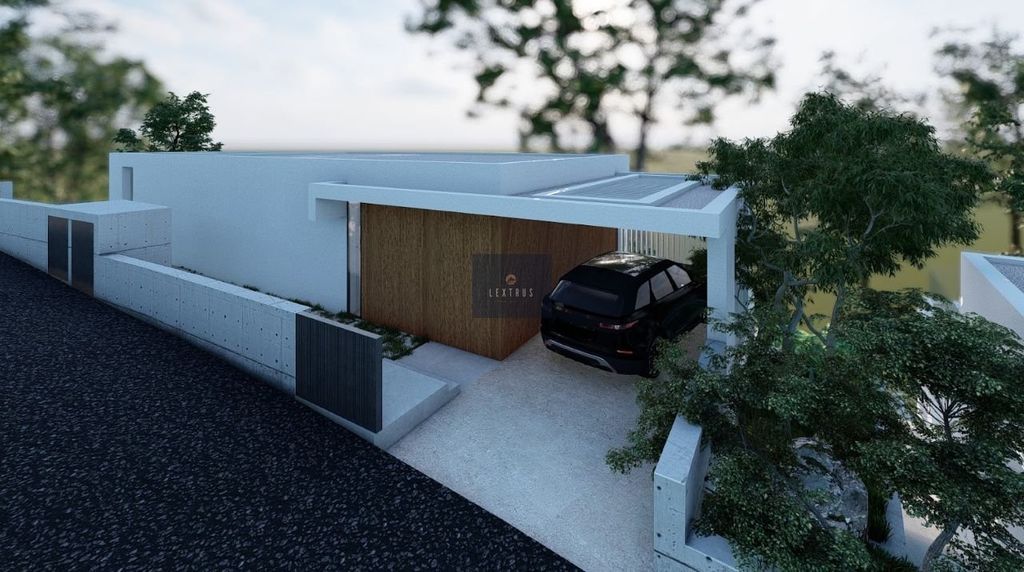 Property photo 3 of 3