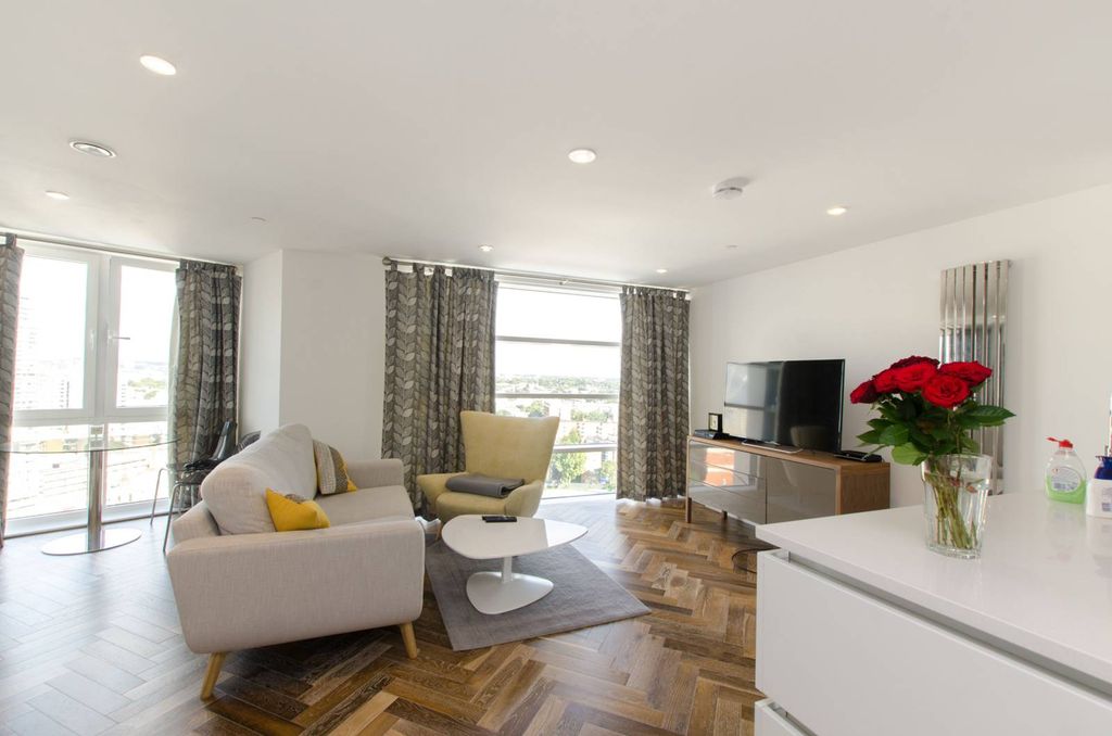 Property photo 1 of 19