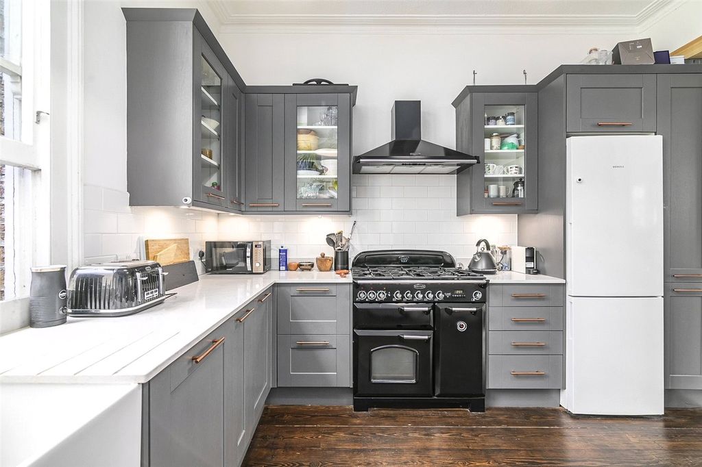 Property photo 3 of 15 Picture No. 14