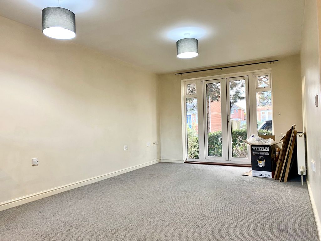 Property photo 3 of 8 Living Room