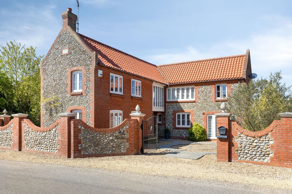 Property photo 1 of 28