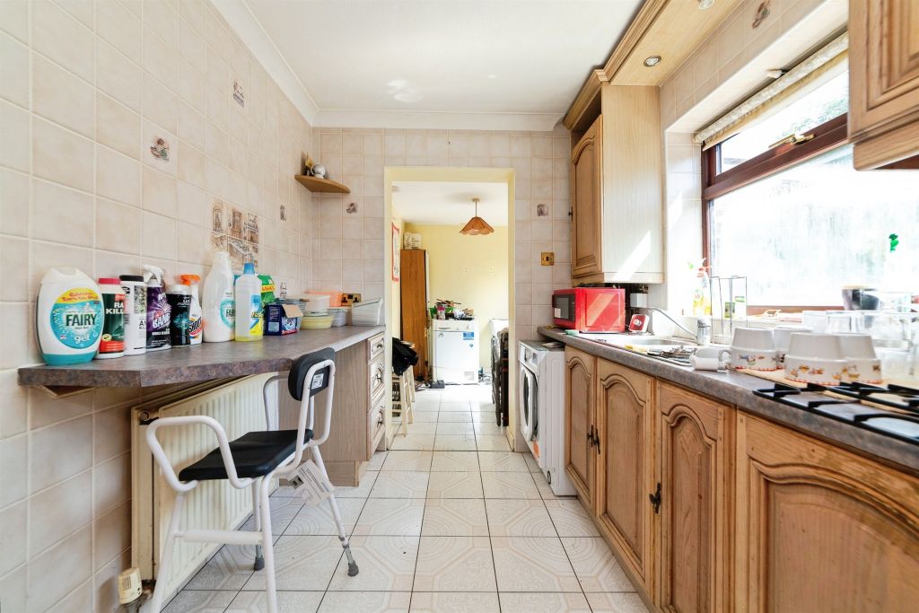 Property photo 3 of 20