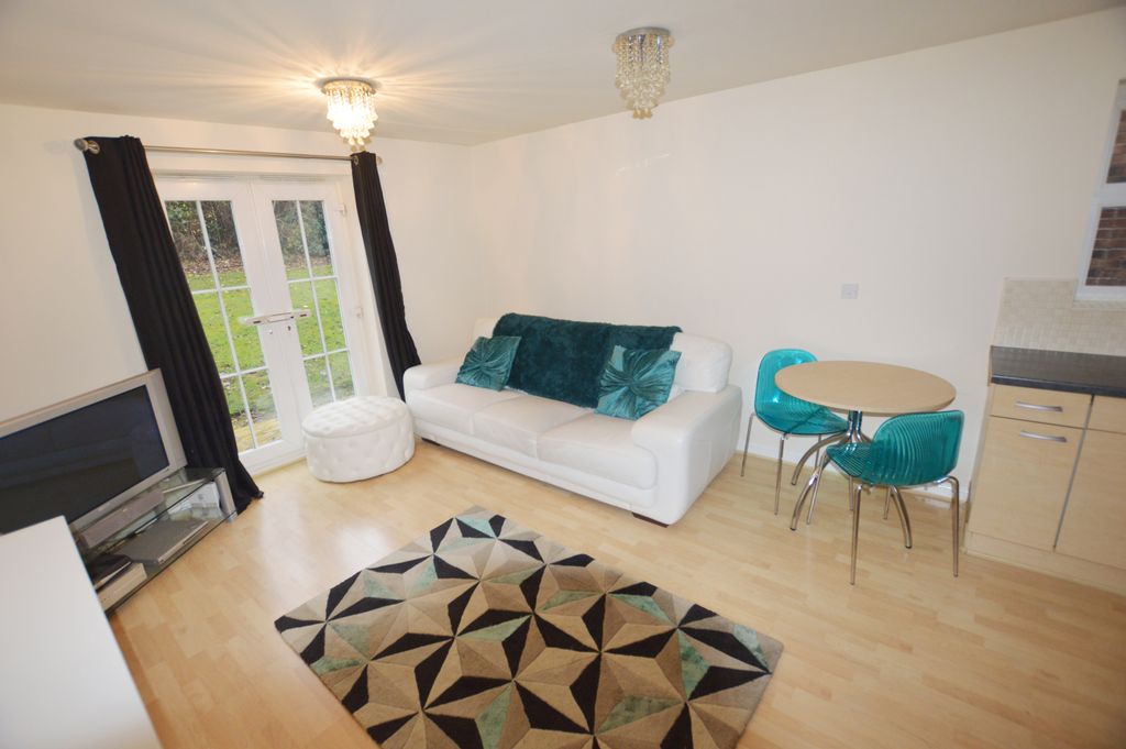 Property photo 2 of 12