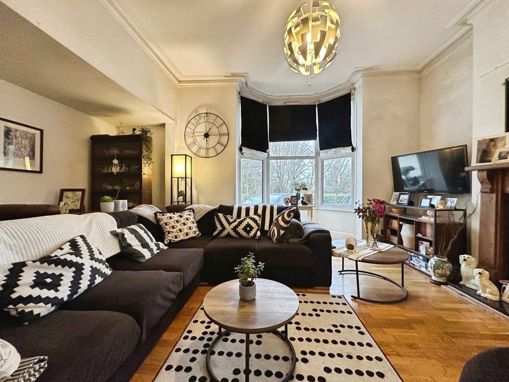 Property photo 3 of 26