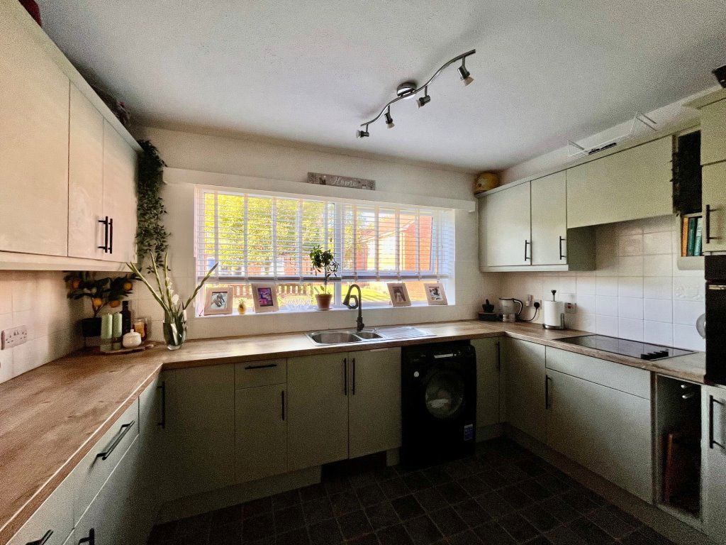 Property photo 3 of 9