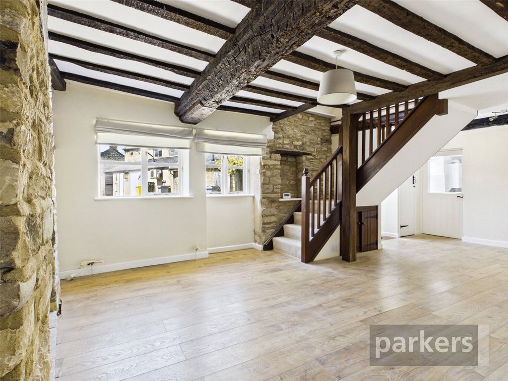 Property photo 1 of 27 Picture No. 34
