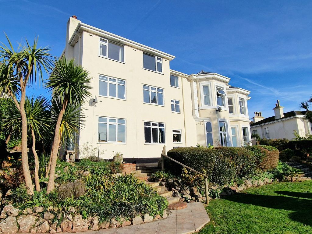 Property photo 3 of 33