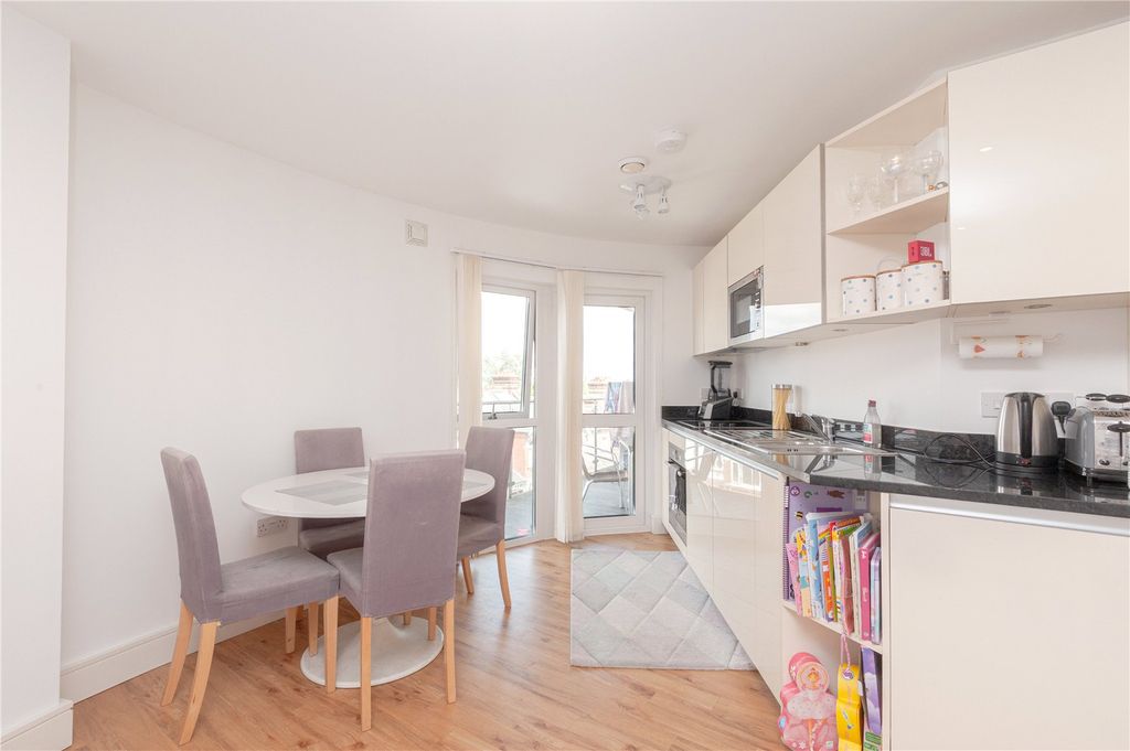 Property photo 2 of 12 Picture No. 06