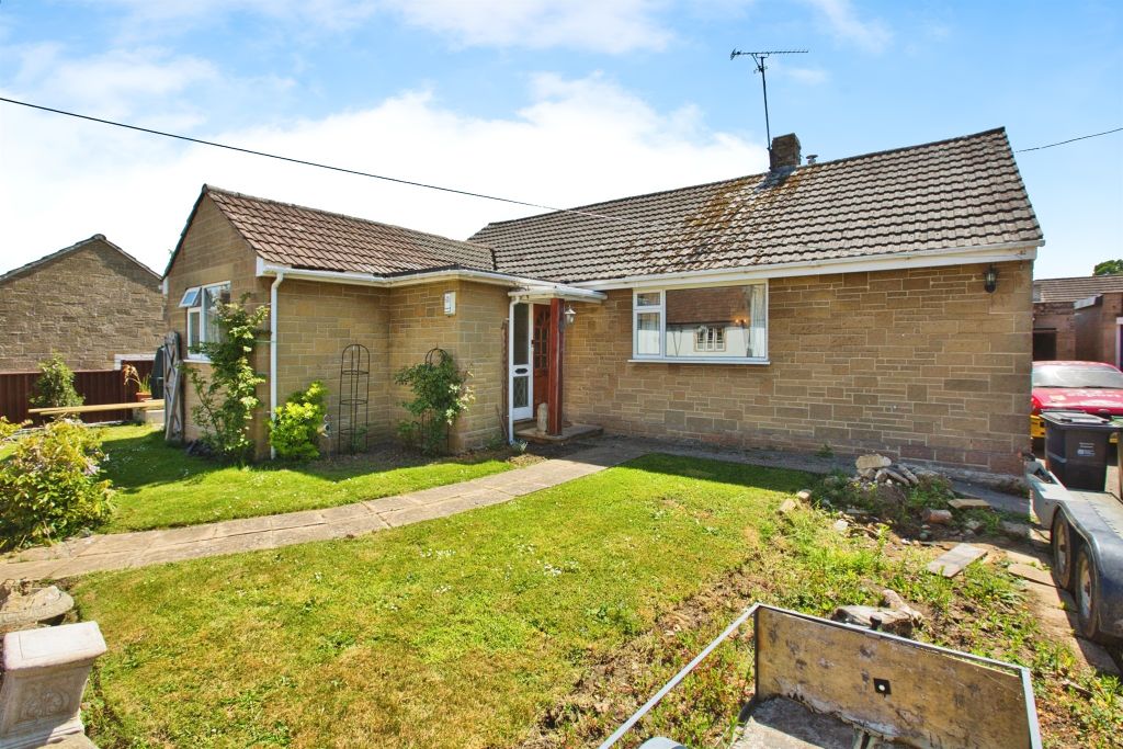 Property photo 3 of 17