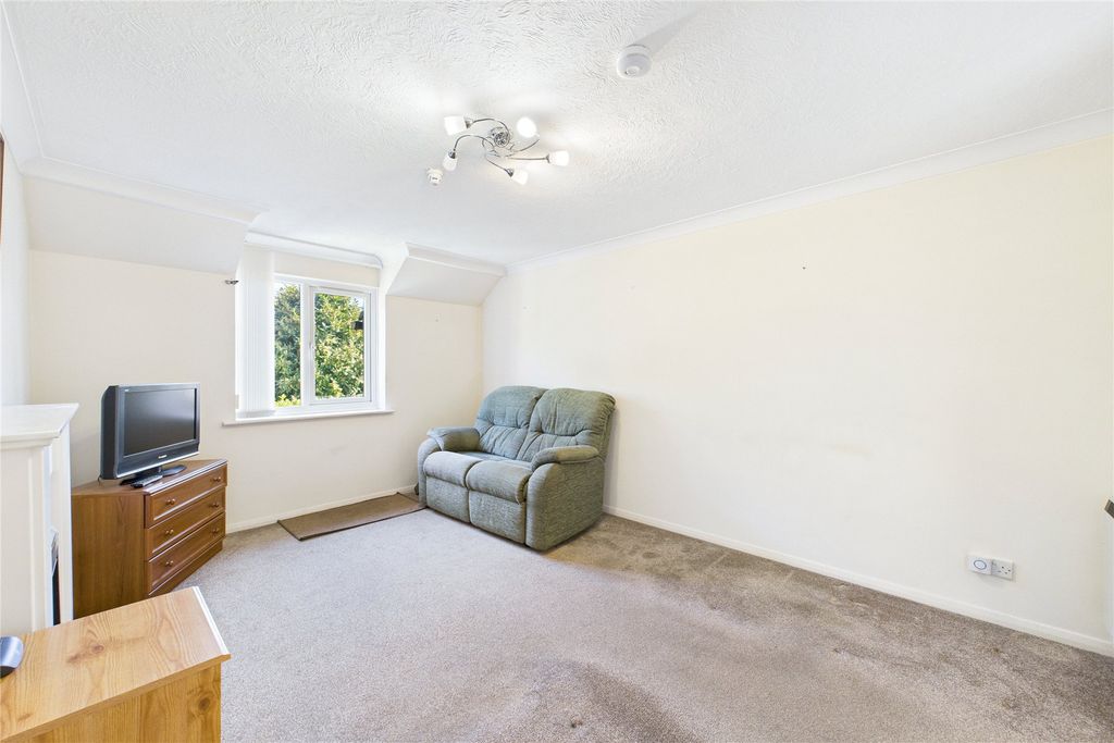 Property photo 3 of 9 Picture No. 04