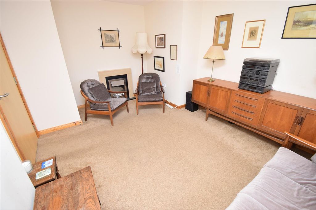 Property photo 3 of 14 Lounge Two .Jpg