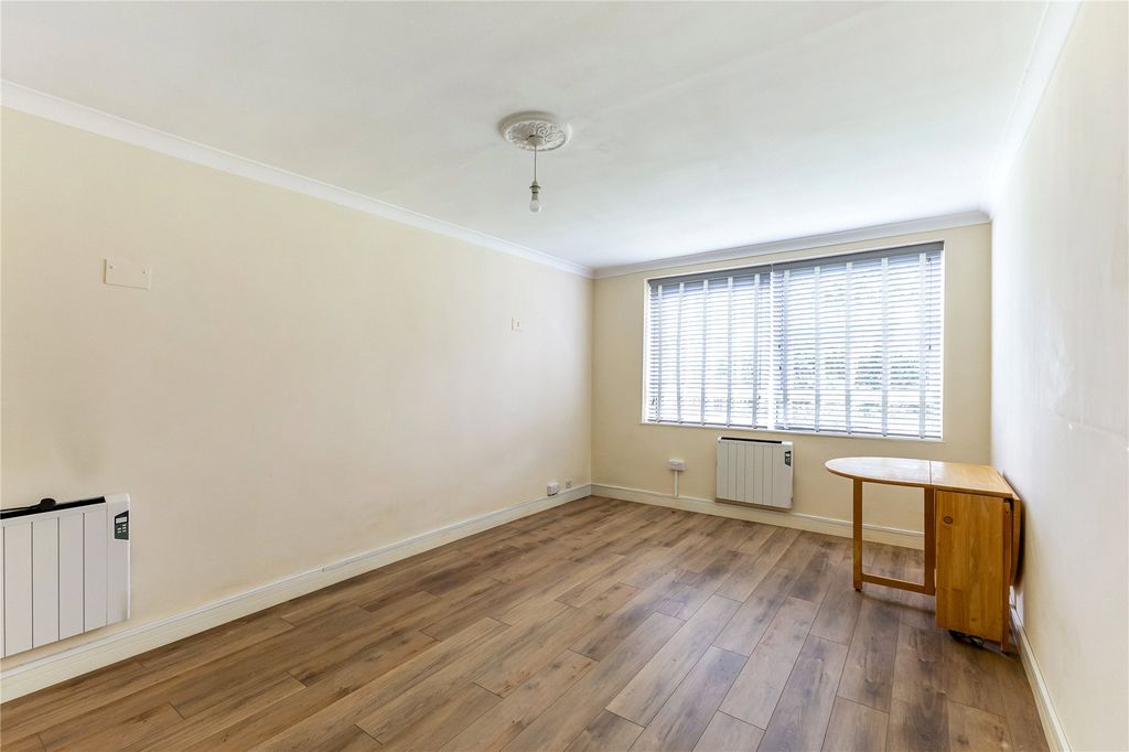 Property photo 3 of 14 Reception Room