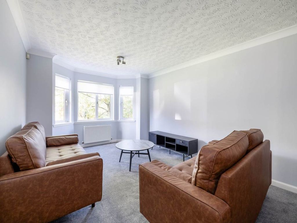 Property photo 3 of 15 80799_Easterdalryplace_006