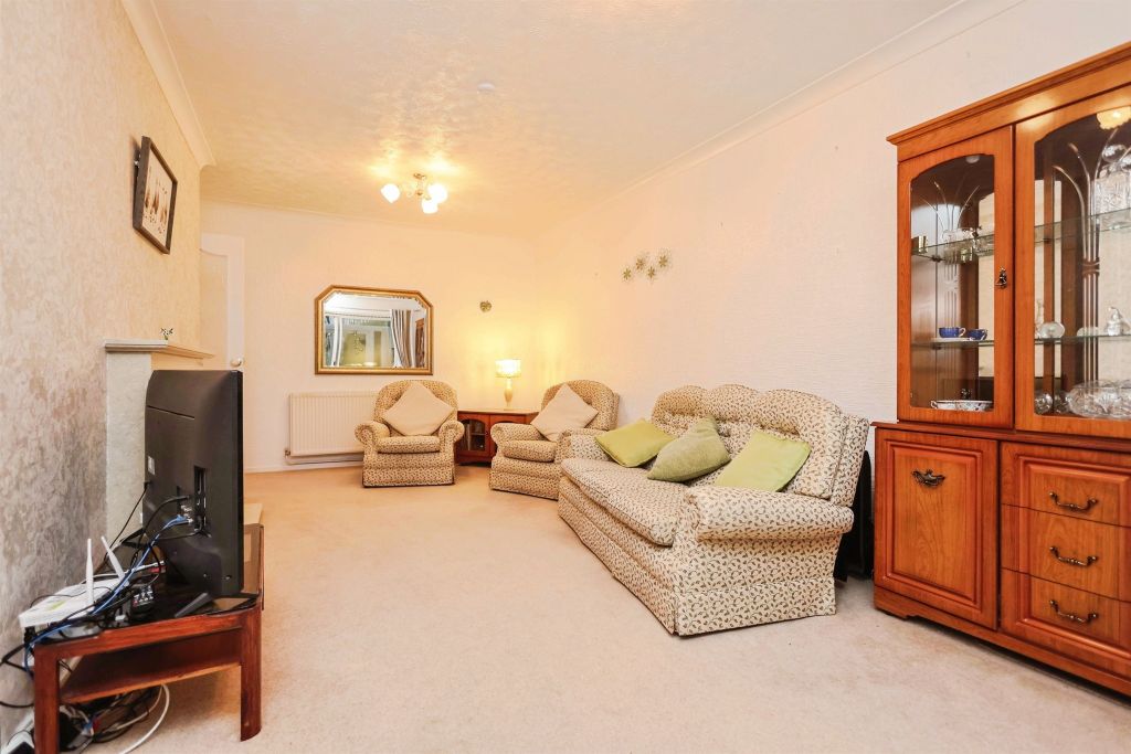 Property photo 3 of 19