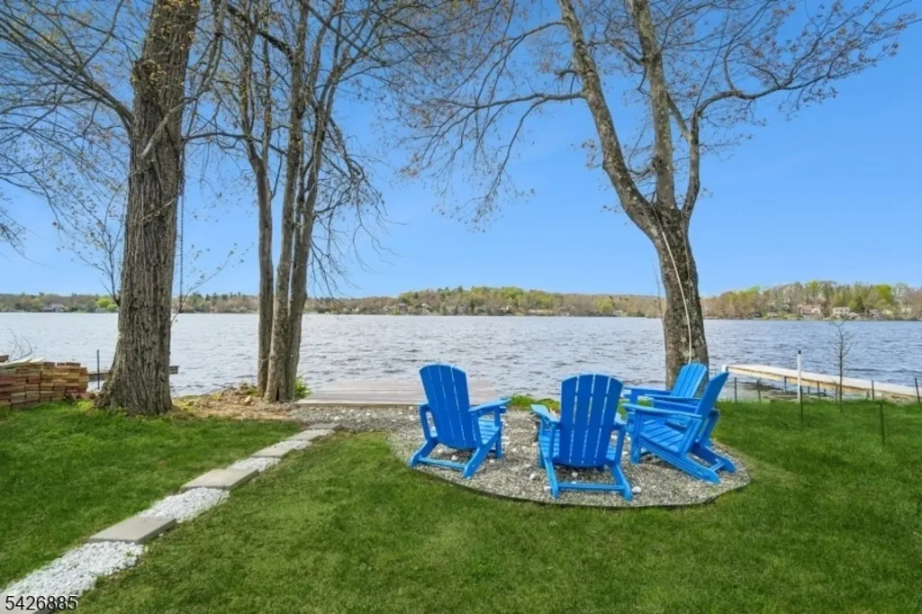 Property photo 2 of 8 <Alttext/>