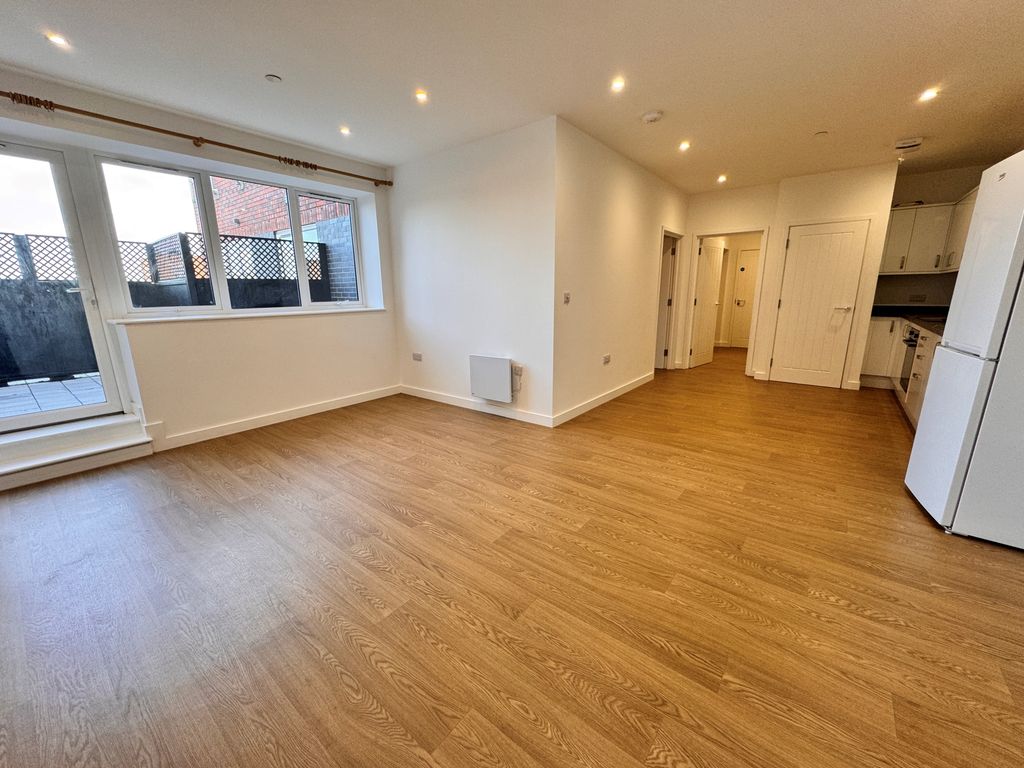 Property photo 2 of 13 Image