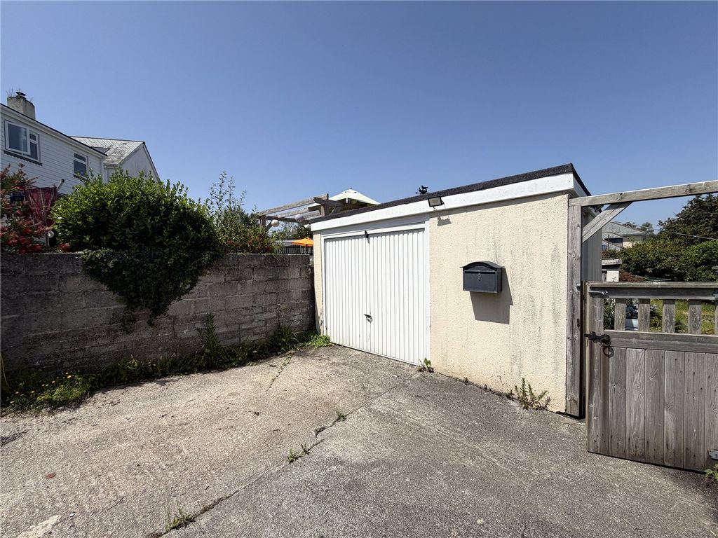Property photo 3 of 26 Picture No. 17