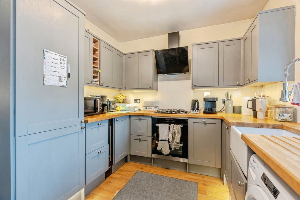Property photo 3 of 24 Pbox-Img.Jpg