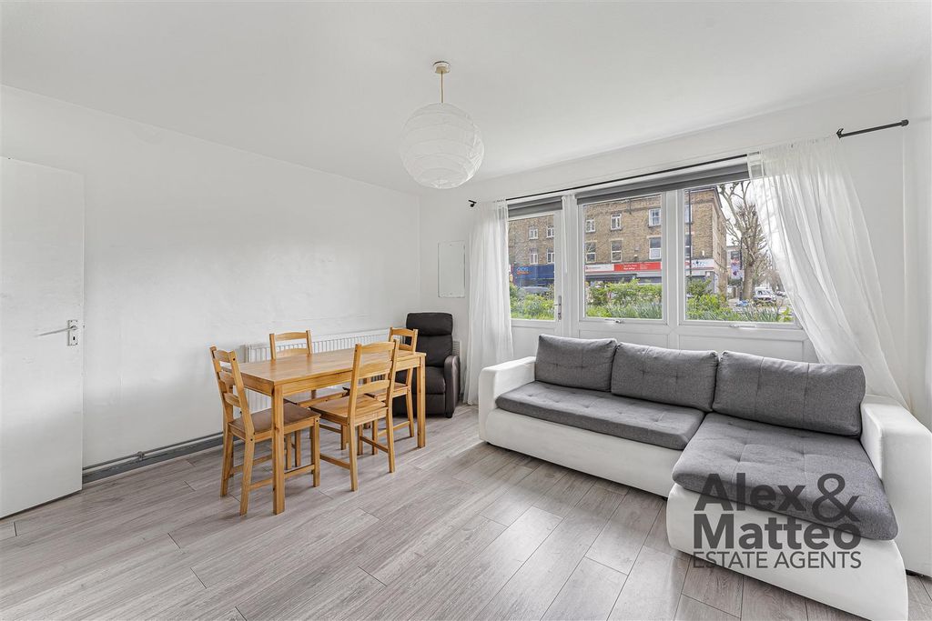 Property photo 2 of 12 Dsc08475.Jpg