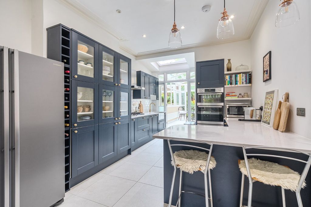 Property photo 2 of 10 Picture No. 02