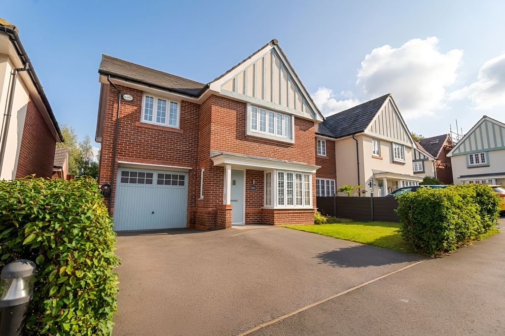 Property photo 1 of 33