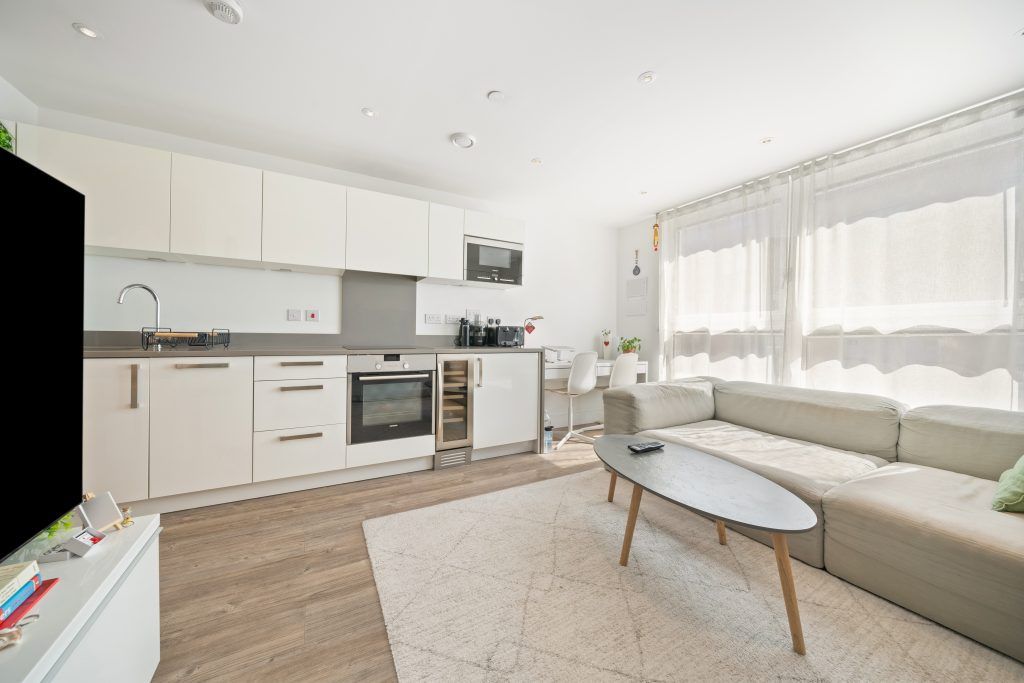 Property photo 3 of 9