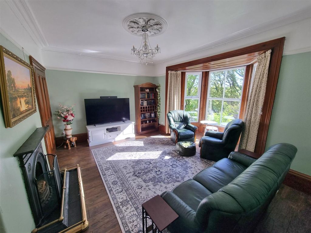 Property photo 2 of 37 Sitting Room.Jpg