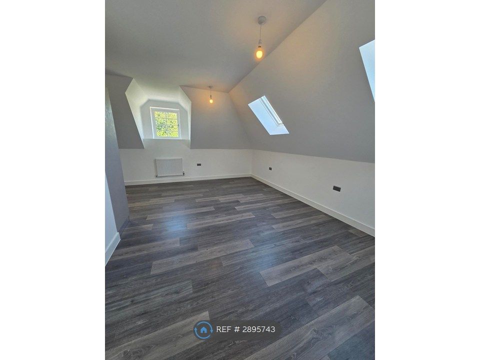Property photo 1 of 6 Longe