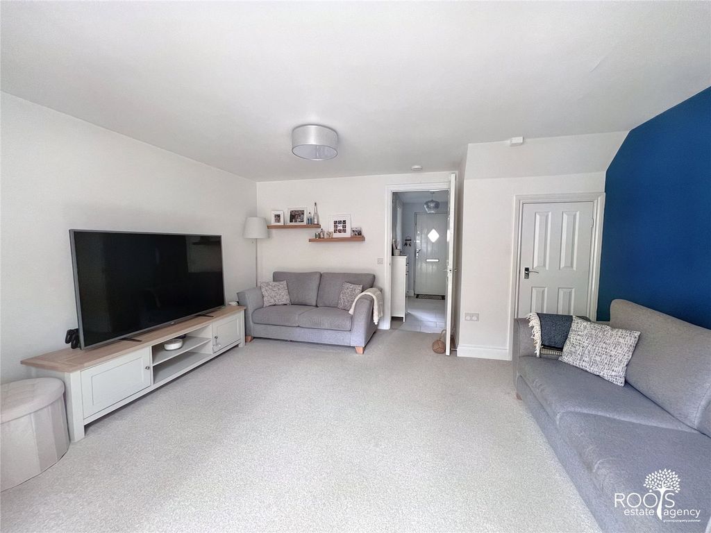 Property photo 3 of 11 Picture No. 25