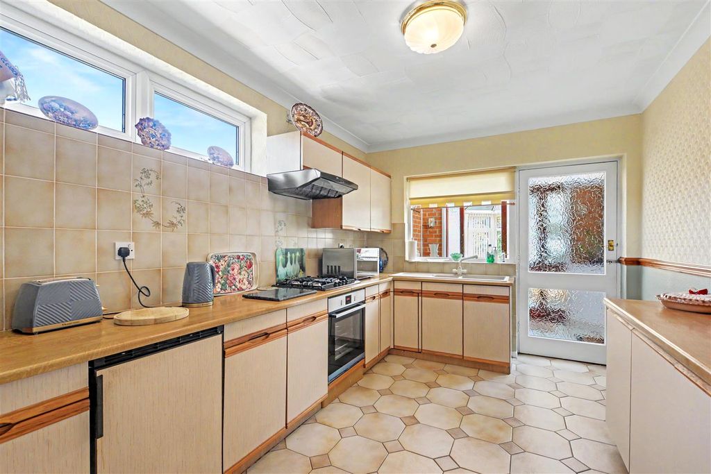 Property photo 2 of 25 Kitchen_1.Jpeg