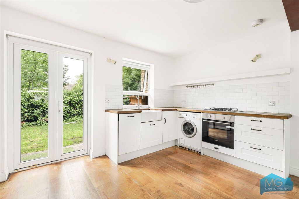 Property photo 2 of 16 Picture No. 02