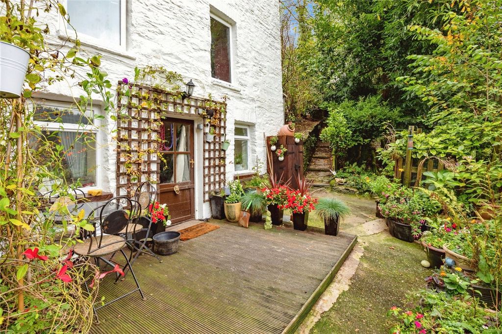 Property photo 2 of 29 Picture No. 01