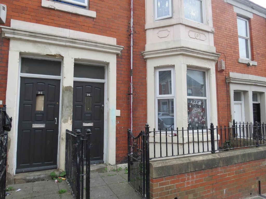 Property photo 1 of 1