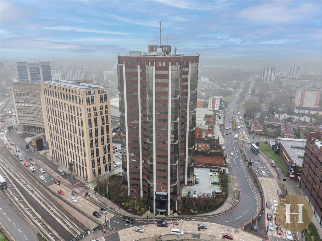 Property photo 2 of 2 Hadleigh Estate Agents-2.Jpg