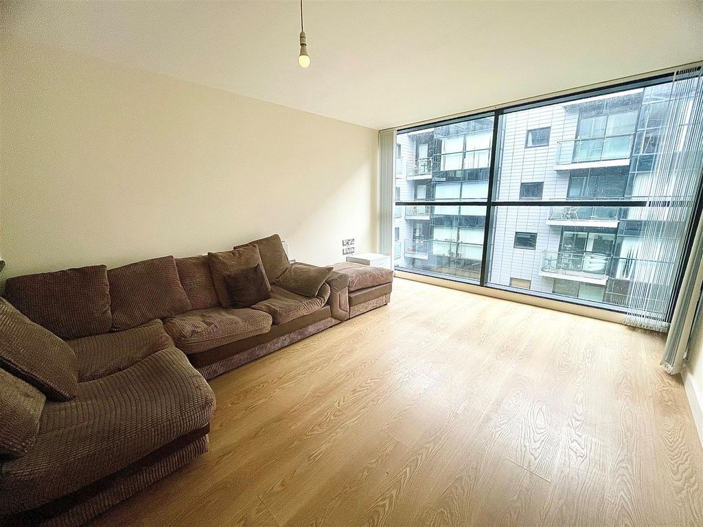 Property photo 3 of 11 Living Space2.Jpg