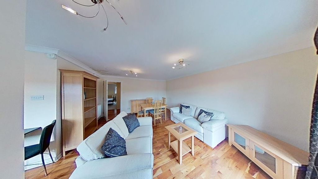 Property photo 2 of 11 Photo 2