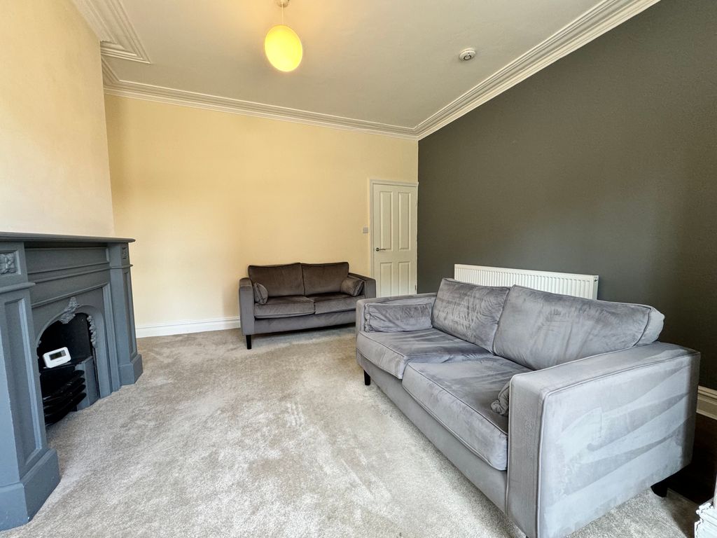 Property photo 3 of 16 Img_4503