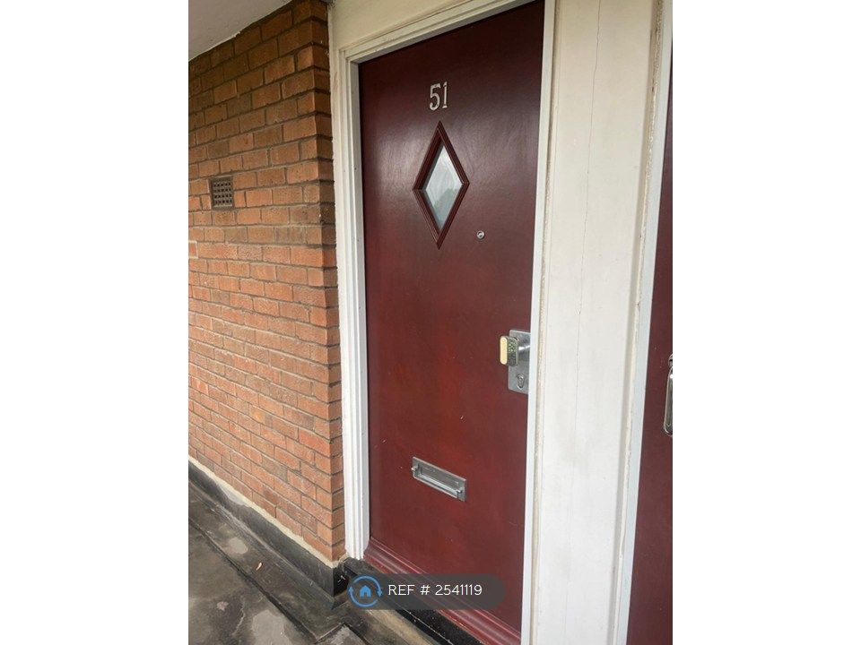 Property photo 2 of 24