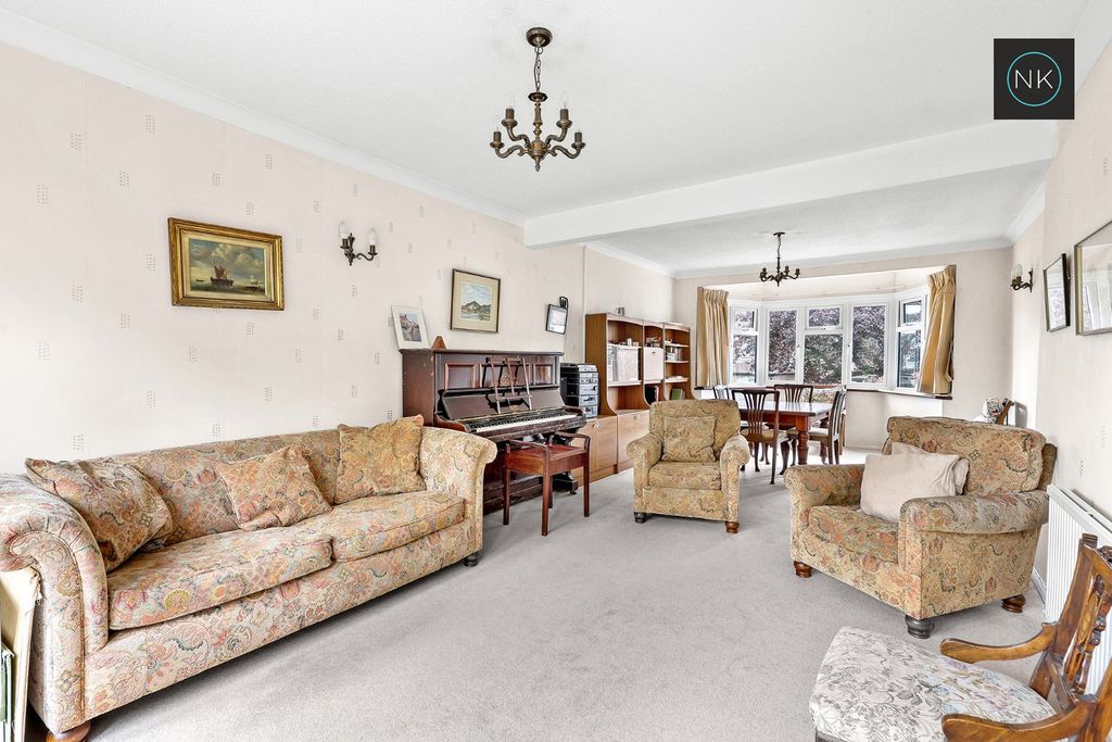 Property photo 2 of 26 4607114