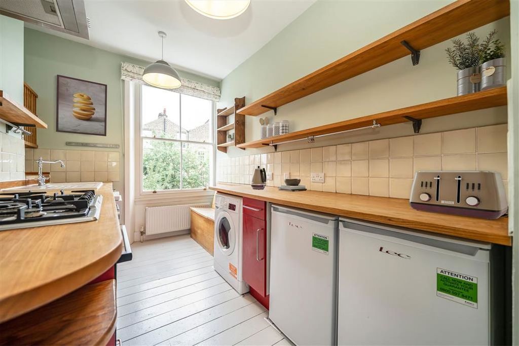 Property photo 3 of 8