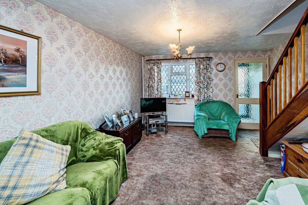 Property photo 3 of 14