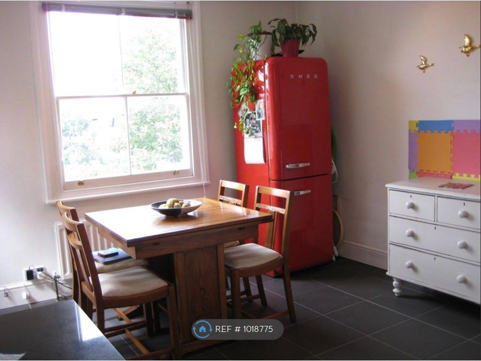 Property photo 2 of 11 Kitchen / Diner