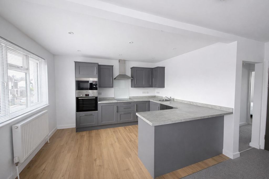 Property photo 2 of 4 69A Church Road - 01.Jpeg