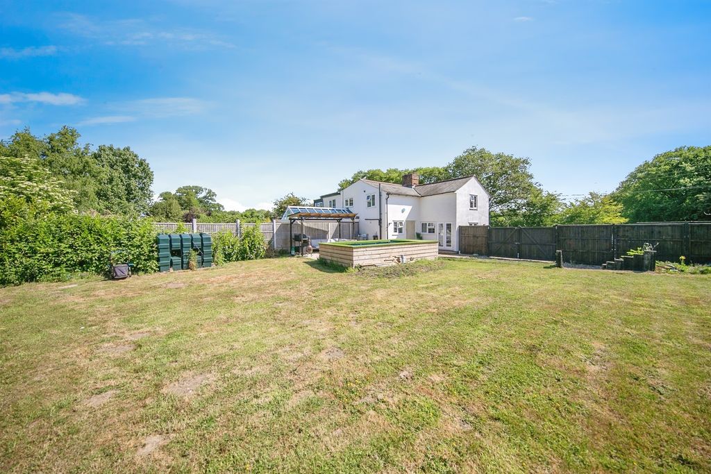 Property photo 3 of 17