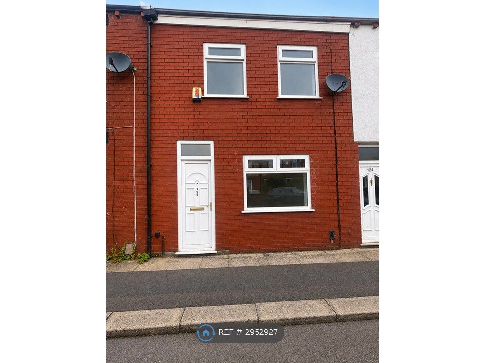 Property photo 1 of 11