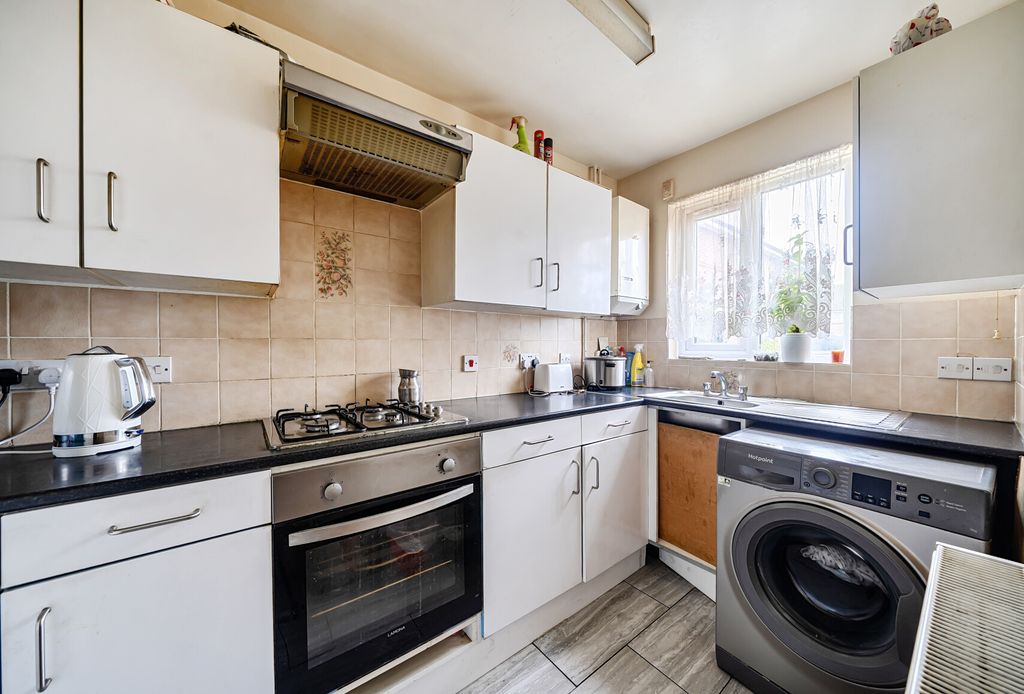 Property photo 3 of 15 1426054-6-69B2E6F...